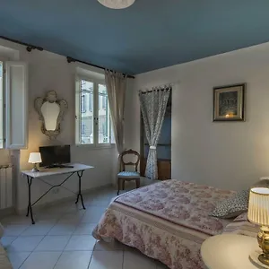close-to-michelangelo.it-tuscanyhotel.com/